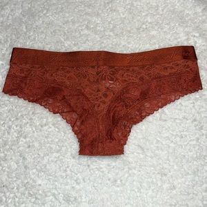 Victoria’s Secret “Cheeky” Lace panty Medium